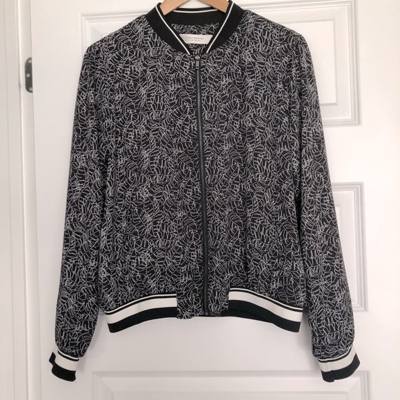 Black and white light bomber jacket, size medium - Picture 1 of 6